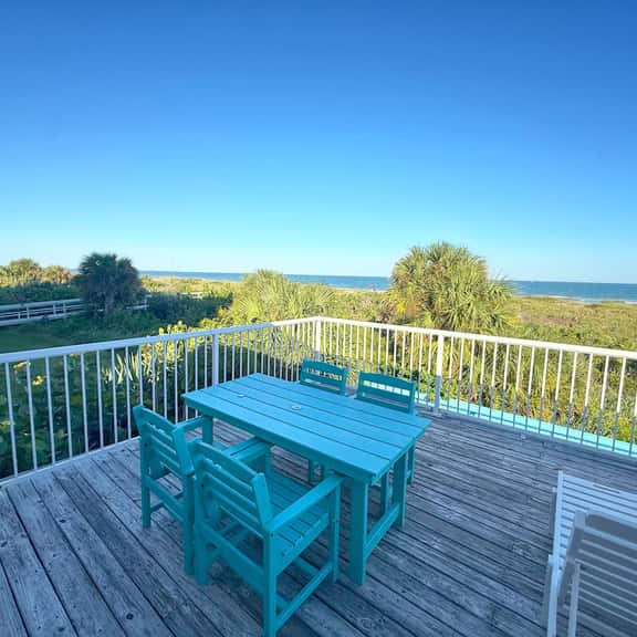 2BR Oceanfront Townhouse w/ private beach access - Image 1