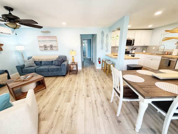 Fun Oceanfront 2 Bedroom Villa with Private Beach Access in Cocoa Beach - Image 3