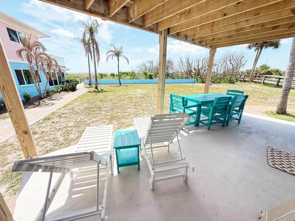 Fun Oceanfront 2 Bedroom Villa with Private Beach Access in Cocoa Beach - Image 2
