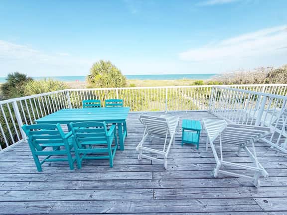 2BR Oceanfront Townhouse w/ private beach access - Image 2