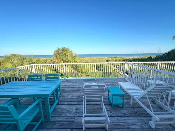 2BR Oceanfront Townhouse w/ private beach access - Image 2