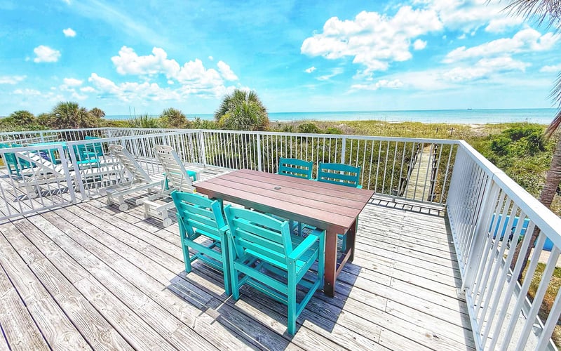 2BR Beachfront Townhouse — highlight